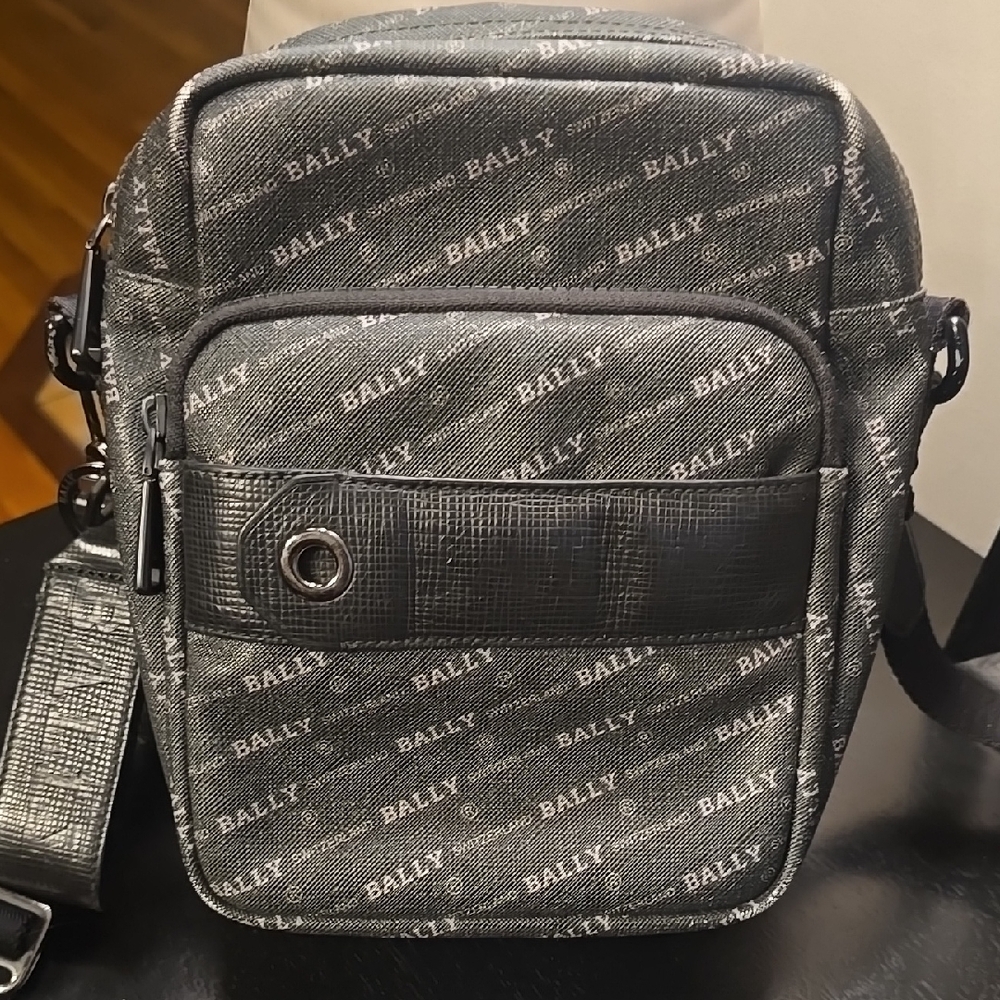 Bally Travel Crossbody, Unisex